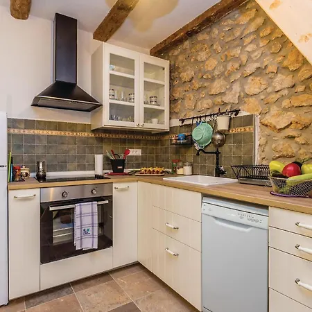 Beautiful In With Kitchen *